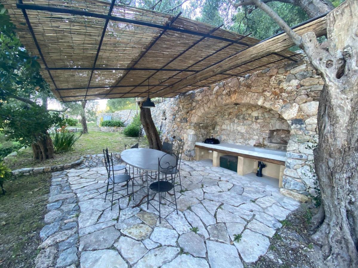 Casa Vacanze A Lea L'Ua ฟีนาเลลีกูเร ภายนอก รูปภาพ