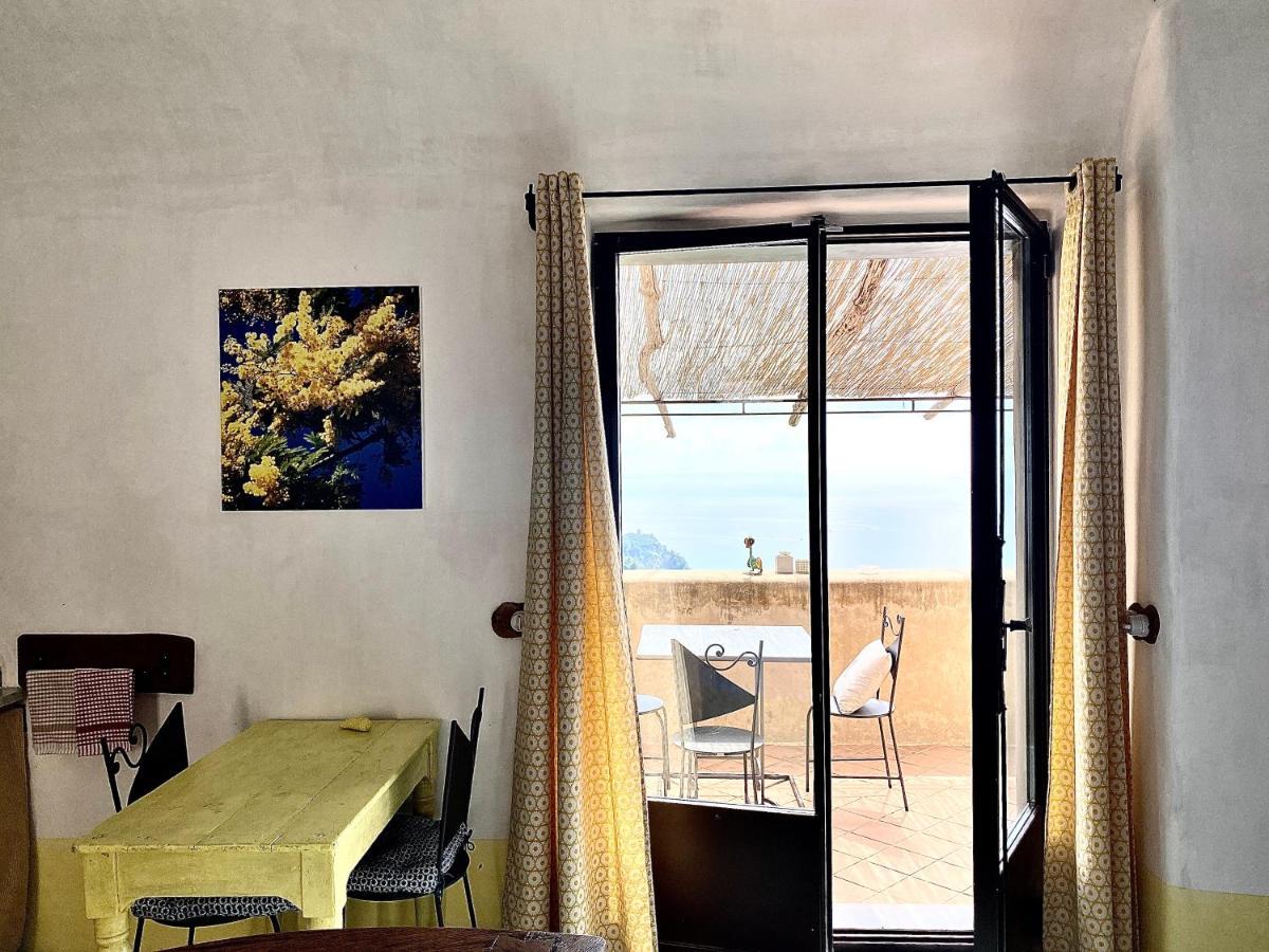 Casa Vacanze A Lea L'Ua ฟีนาเลลีกูเร ภายนอก รูปภาพ