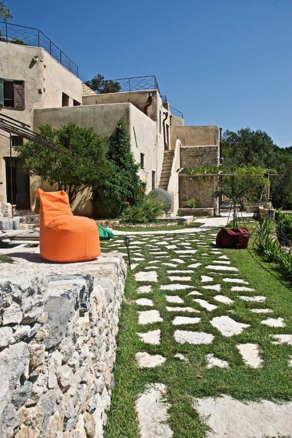 Casa Vacanze A Lea L'Ua ฟีนาเลลีกูเร ภายนอก รูปภาพ